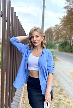 Ukrainian mail order bride Irina from Lutsk with light brown hair and blue eye color - image 9