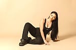 Ukrainian mail order bride Derling from San José with black hair and brown eye color - image 2