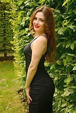 Ukrainian mail order bride Julia from Kharkiv with brunette hair and grey eye color - image 5