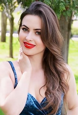 Julia, 39 y.o. from Kharkiv, Ukraine