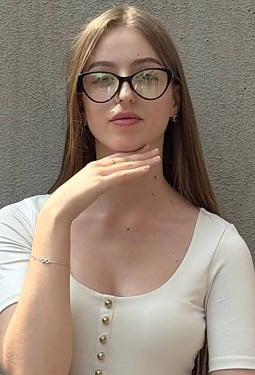 Darina, 20 y.o. from Zaporizhzhya, Ukraine