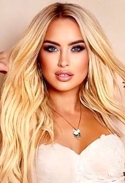 Olena, 29 y.o. from Kyiv, Ukraine