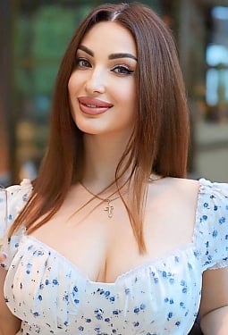Alina, 36 y.o. from Kropivnitskiy, Ukraine