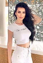 Ukrainian mail order bride Olga from Odesa with brunette hair and green eye color - image 2