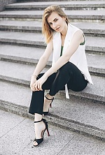 Ukrainian mail order bride Vitaliia from Vancouver with blonde hair and green eye color - image 10