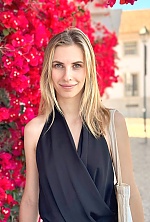 Ukrainian mail order bride Vitaliia from Vancouver with blonde hair and green eye color - image 7