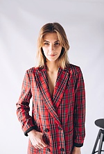Ukrainian mail order bride Vitaliia from Vancouver with blonde hair and green eye color - image 12