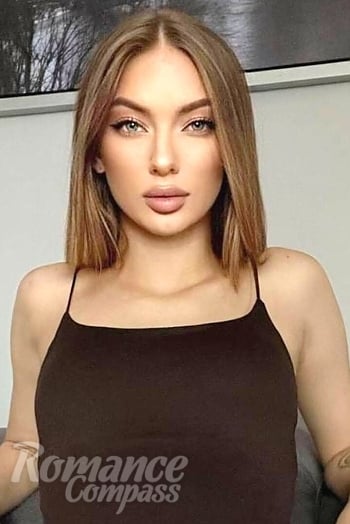 Ukrainian mail order bride Mariya from Kyiv with light brown hair and grey eye color - image 1