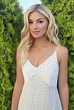 Ukrainian mail order bride Tatyana from Kyiv with blonde hair and brown eye color - image 10