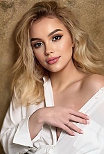 Ukrainian mail order bride Kateryna from Marseillette with blonde hair and brown eye color - image 17
