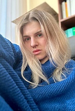Ukrainian mail order bride Olena from Dnipro with light brown hair and green eye color - image 6