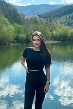 Ukrainian mail order bride Khrystyna from Paris with brunette hair and brown eye color - image 3
