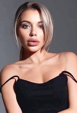 Mariia, 29 y.o. from Dnipro, Ukraine