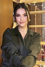 Ukrainian mail order bride Vladyslava from Augsburg with brunette hair and green eye color - image 5