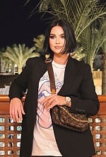 Ukrainian mail order bride Vladyslava from Augsburg with brunette hair and green eye color - image 4