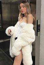 Ukrainian mail order bride Alona from Kyiv with blonde hair and green eye color - image 2