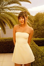 Ukrainian mail order bride Rusana from Miami with black hair and brown eye color - image 5