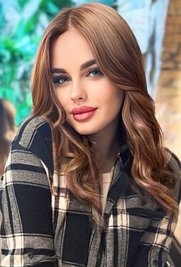 Anastasiya, 18 y.o. from Kyiv, Ukraine
