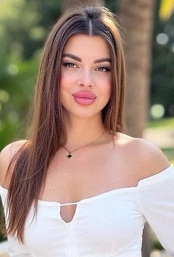 Alexandra, 33 y.o. from Ottawa, Canada
