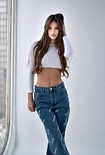 Ukrainian mail order bride Olha from Kyiv with light brown hair and green eye color - image 8