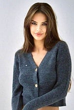 Ukrainian mail order bride Olha from Kyiv with light brown hair and green eye color - image 10