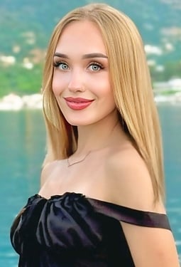 Yana, 28 y.o. from Warsaw, Poland