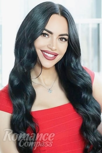 Ukrainian mail order bride Elena from Kyiv with black hair and brown eye color - image 1