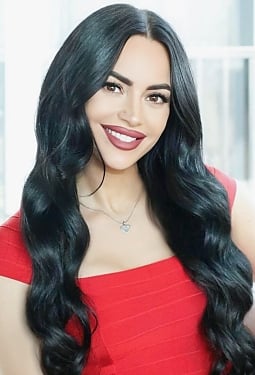 Elena, 36 y.o. from Kyiv, Ukraine