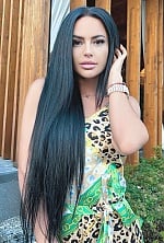 Ukrainian mail order bride Elena from Kyiv with black hair and brown eye color - image 3
