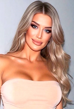 Anna, 37 y.o. from Hamburg, Germany