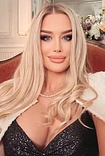 Ukrainian mail order bride Anna from Hamburg with blonde hair and blue eye color - image 5