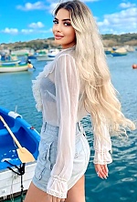 Ukrainian mail order bride Paulina from Lviv with blonde hair and green eye color - image 8