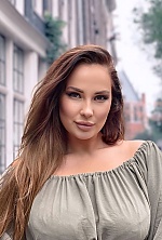Ukrainian mail order bride Mariia from Kyiv with light brown hair and brown eye color - image 2