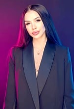 Ukrainian mail order bride Ruslana from Kyiv with black hair and brown eye color - image 5