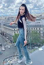 Ukrainian mail order bride Ruslana from Kyiv with black hair and brown eye color - image 3