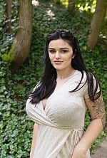 Ukrainian mail order bride Anna from Lviv with brunette hair and brown eye color - image 3