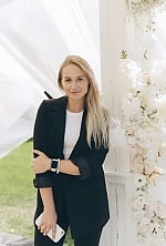Ukrainian mail order bride Yana from Madrid with blonde hair and green eye color - image 7
