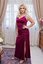 Ukrainian mail order bride Raisa from Ottawa with blonde hair and green eye color - image 3