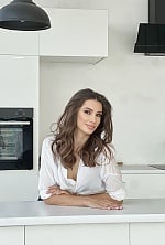 Ukrainian mail order bride Kateryna from Los Angeles with light brown hair and brown eye color - image 7