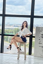 Ukrainian mail order bride Kateryna from Los Angeles with light brown hair and brown eye color - image 9