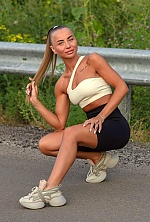 Ukrainian mail order bride Alina from Kyiv with light brown hair and green eye color - image 6