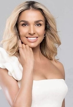 Yuliia, 38 y.o. from Dubai, UAE