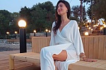 Ukrainian mail order bride Irina from Prague with light brown hair and green eye color - image 4