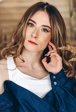 Marina, 28 y.o. from Chernihiv, Ukraine