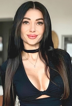 Nadiia, 38 y.o. from Barcelona, Spain