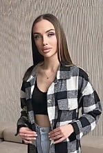Ukrainian mail order bride Julia from Brussels with light brown hair and grey eye color - image 7