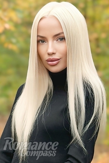 Ukrainian mail order bride Kate from Pereiaslav with blonde hair and blue eye color - image 1