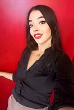 Ukrainian mail order bride Natalia from Dnipro with brunette hair and brown eye color - image 2