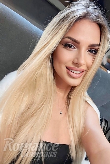 Ukrainian mail order bride Valeriia from Kyiv with blonde hair and brown eye color - image 1