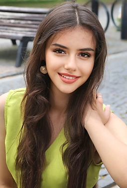 Khrystyna, 20 y.o. from Ivano-Frankivsk, Ukraine